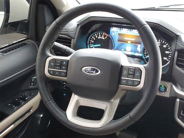 Certified 2022 Ford Expedition XLT image 24