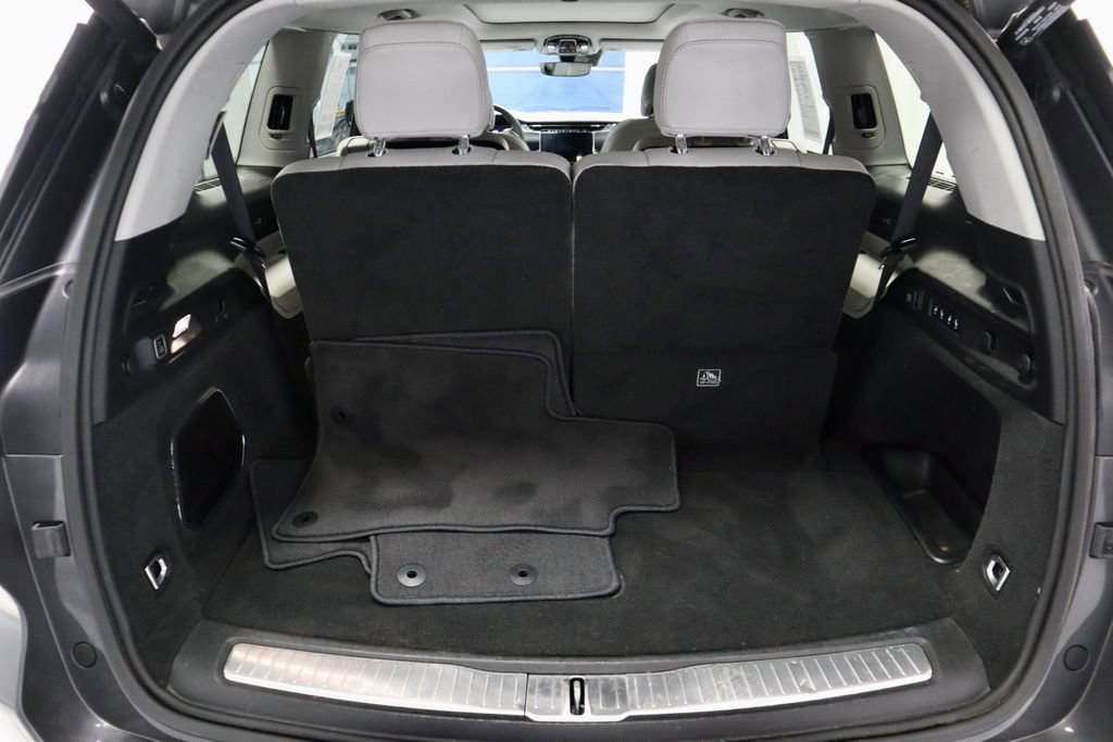 Used 2023 Jeep Grand Cherokee L Overland image 15