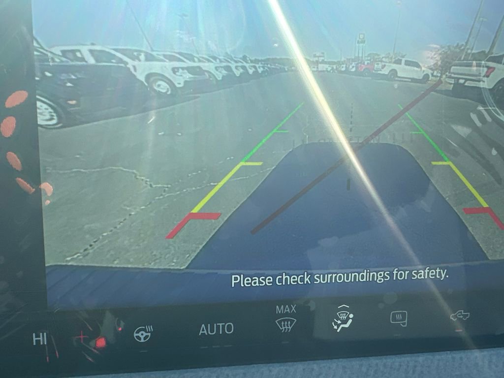 Certified 2025 Ford Maverick XLT w/ XLT Luxury Package FWD image 28