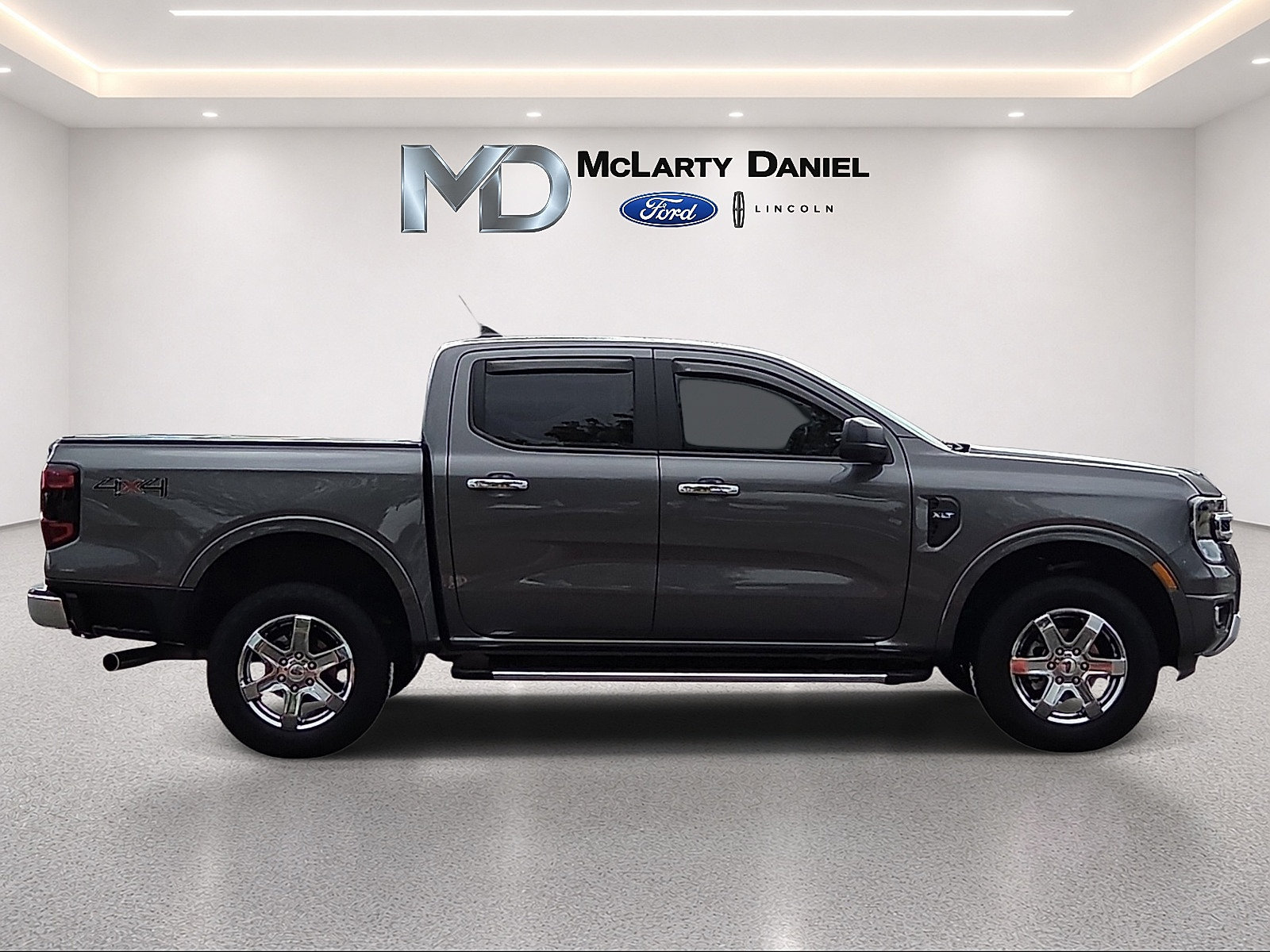Certified 2024 Ford Ranger XLT w/ Equipment Group 301A High AWD/4WD image 6