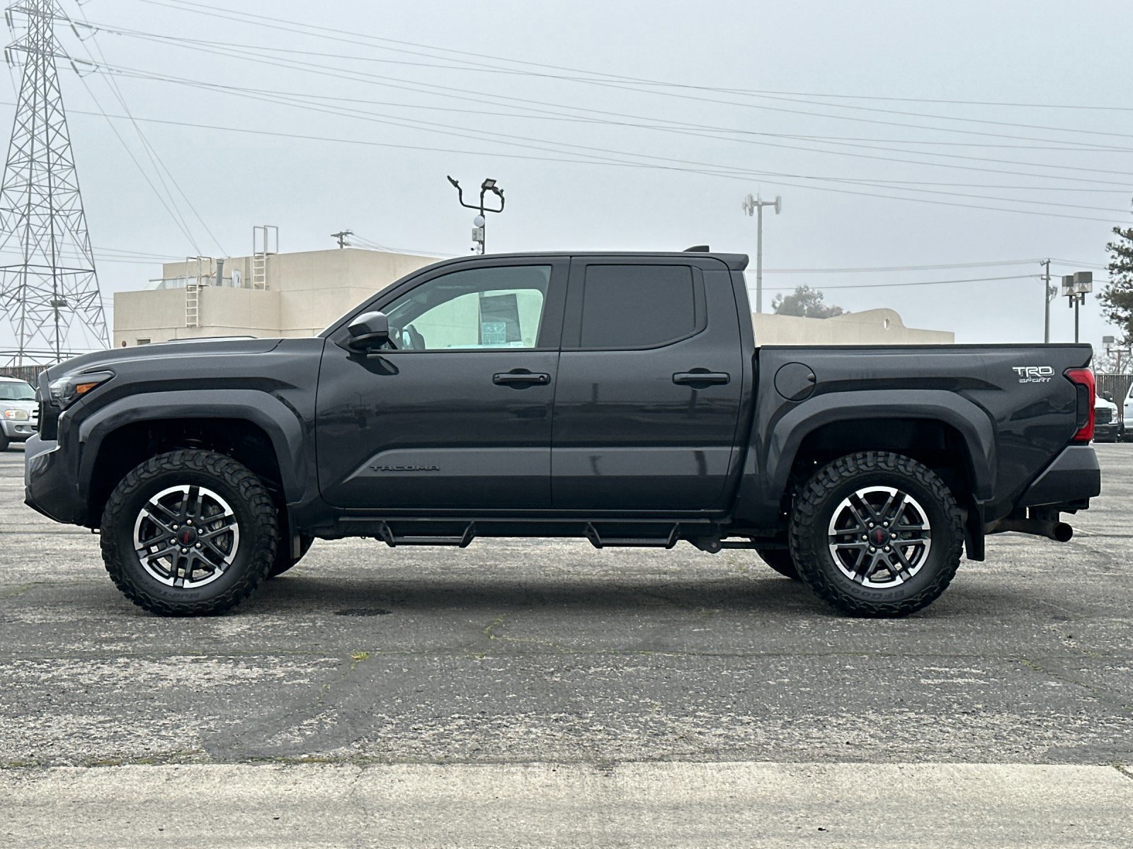 Used 2024 Toyota Tacoma SR5 image 2