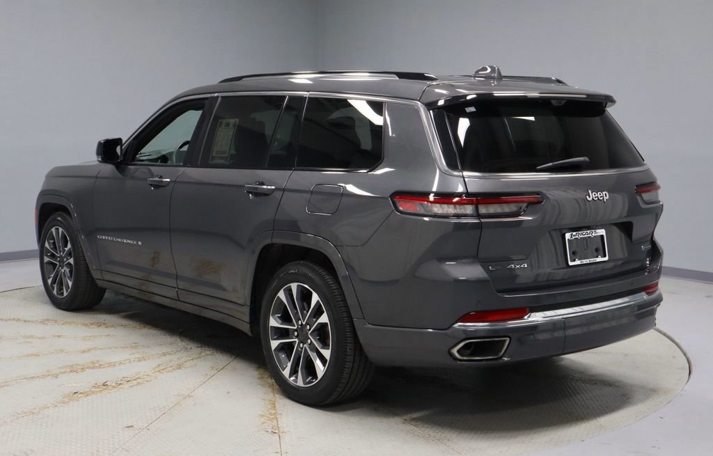 Used 2021 Jeep Grand Cherokee L Overland w/ Luxury Tech Group IV image 3