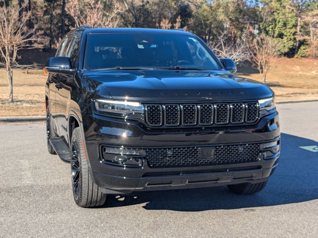 Used 2024 Jeep Wagoneer Series II image 1