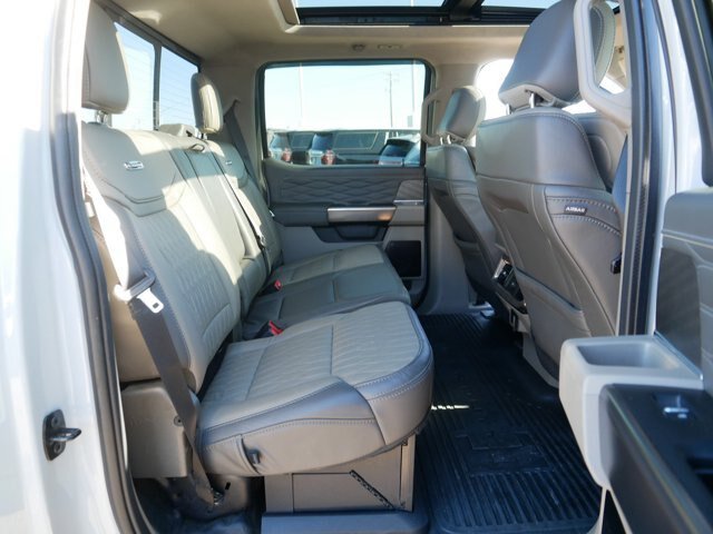 Certified 2025 Ford F450 Platinum w/ Platinum Plus Package AWD/4WD image 15