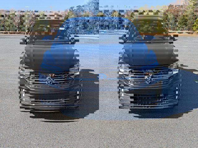 Used 2024 Volkswagen Jetta Sport image 9