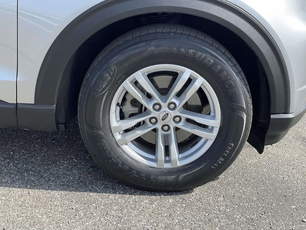 Certified 2023 Ford Explorer XLT image 30