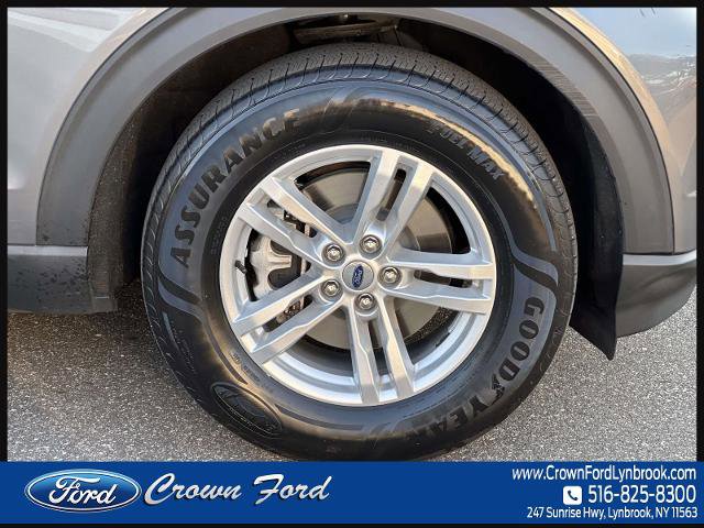 Certified 2022 Ford Explorer XLT w/ Equipment Group 202A AWD/4WD image 8
