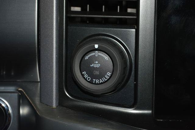 Certified 2023 Ford F150 Lariat w/ Trailer Tow Package AWD/4WD image 19
