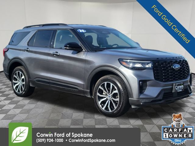 Certified 2025 Ford Explorer ST-Line image 6