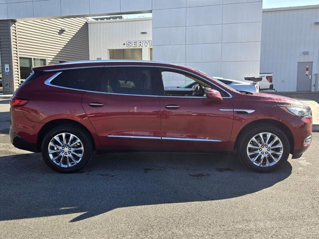 Used 2020 Buick Enclave Essence w/ Sound and Sites Package image 4