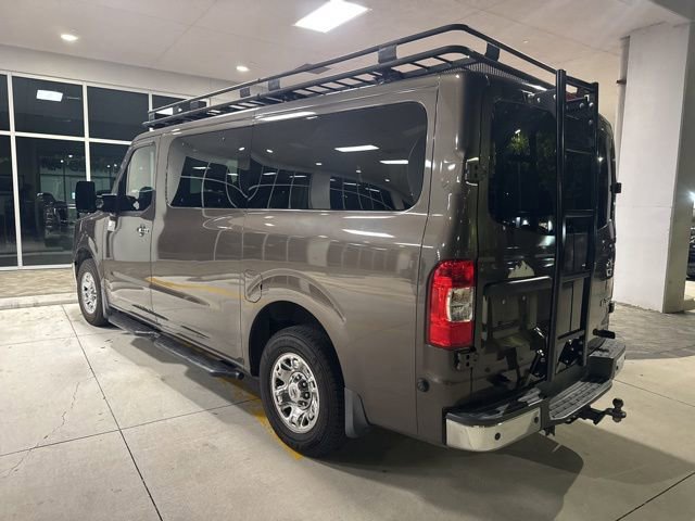 Used 2018 Nissan NV 3500 SL image 2