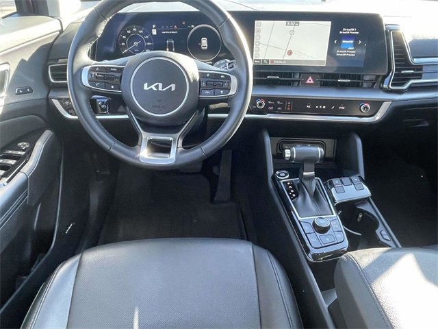 Used 2024 Kia Sportage SX image 11