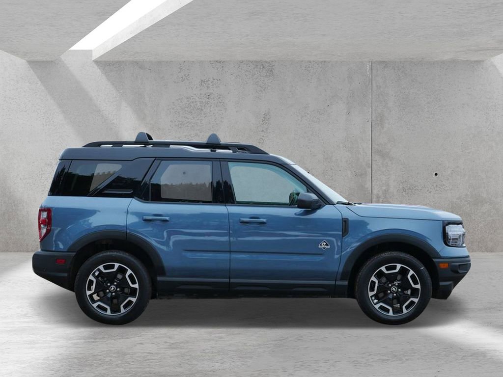 Certified 2024 Ford Bronco Sport Outer Banks AWD/4WD image 2