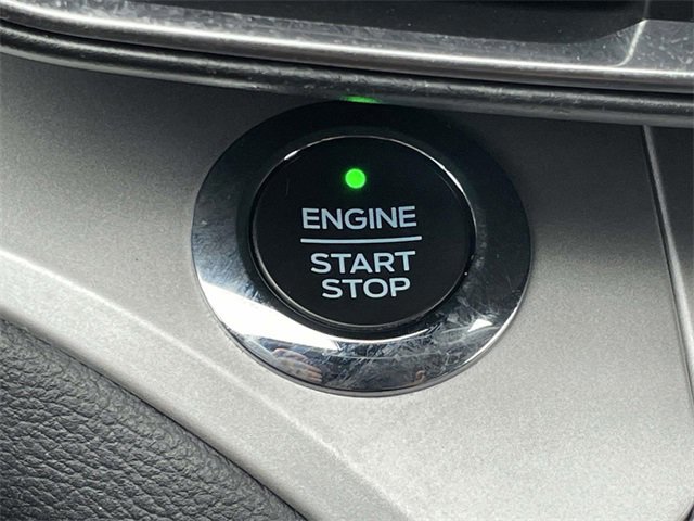 Certified 2020 Ford Explorer XLT w/ Equipment Group 202A image 19