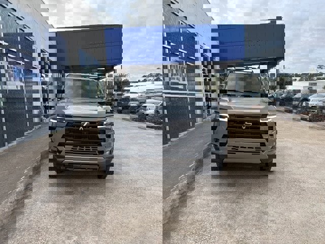 Used 2024 Lexus GX 550 image 3