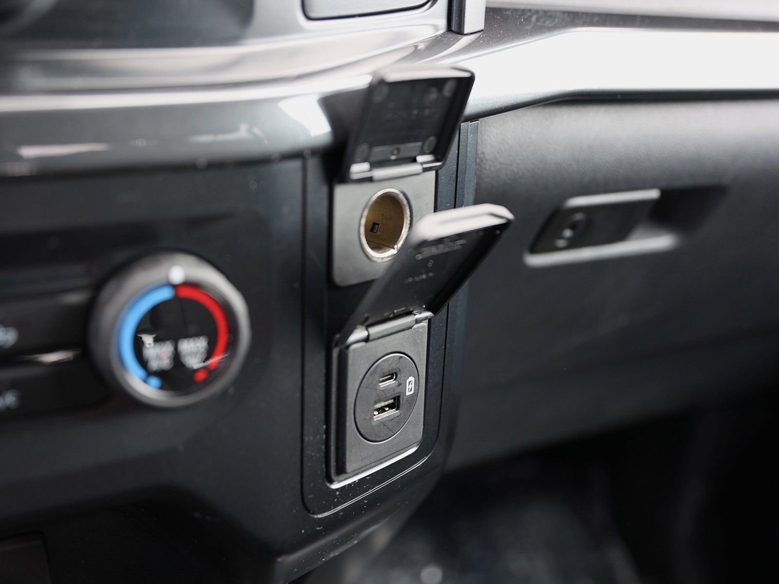 Certified 2023 Ford F150 XL w/ STX Black Appearance Package image 29