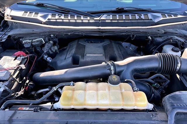 Certified 2018 Ford F150 Raptor w/ Equipment Group 802A Luxury AWD/4WD image 8