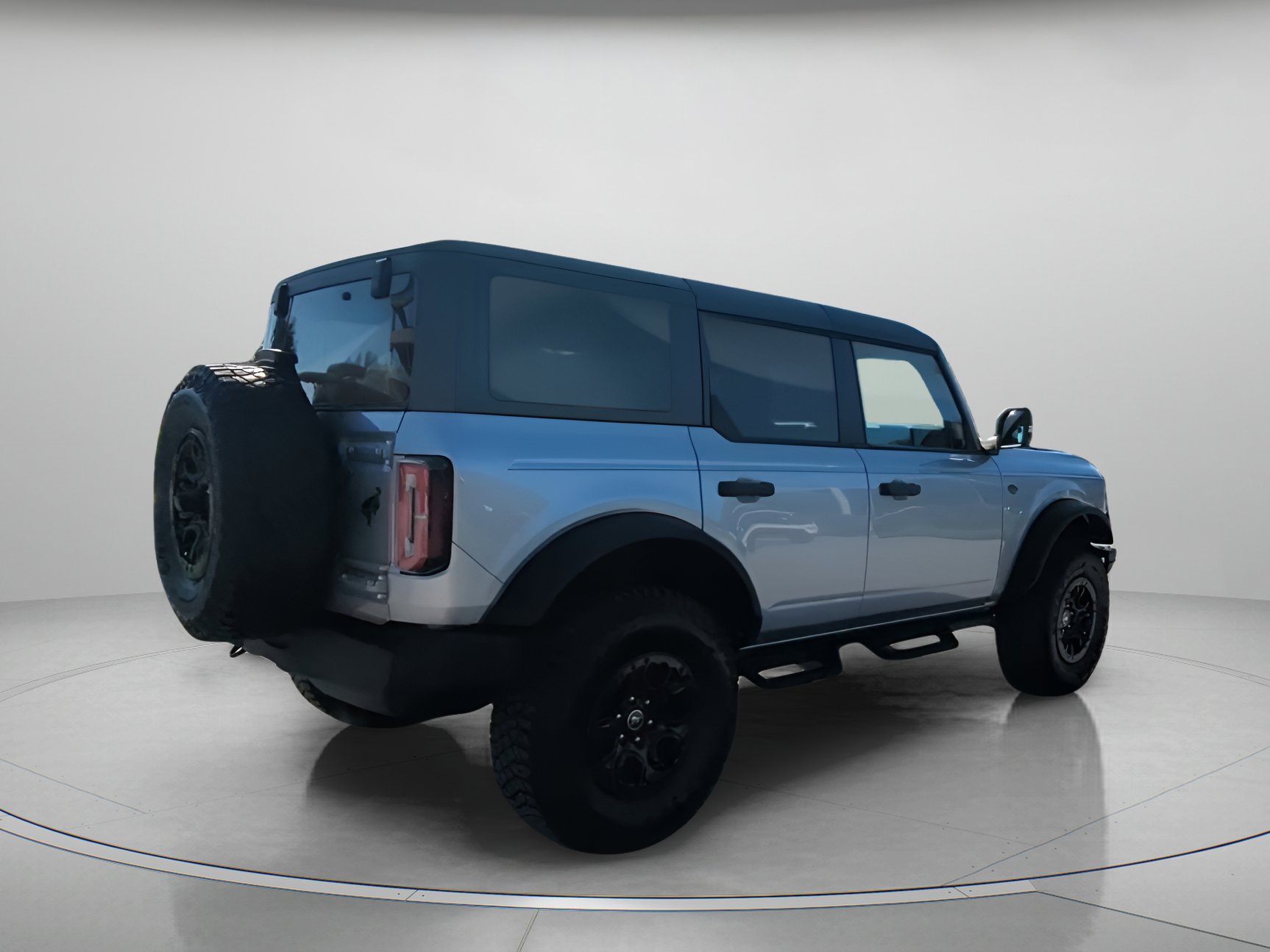 Certified 2024 Ford Bronco Wildtrak AWD/4WD image 28