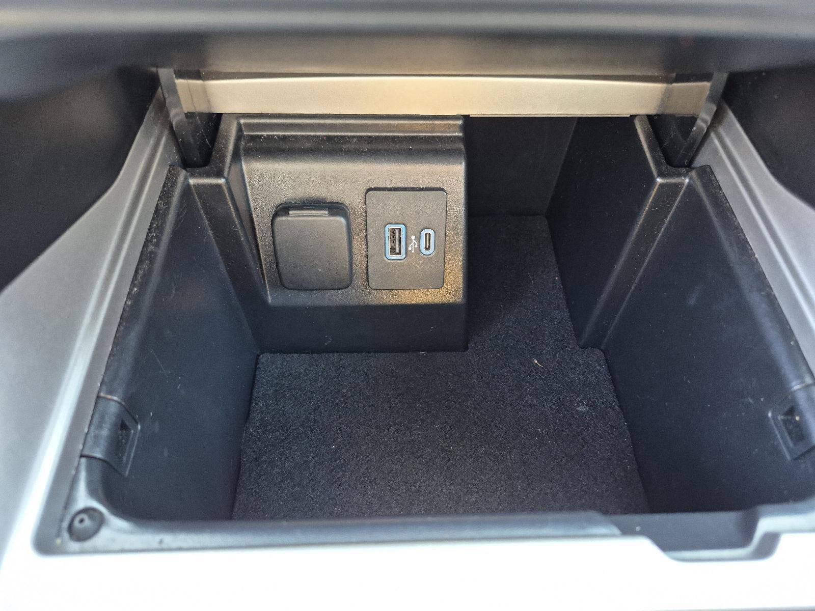 Certified 2023 Ford Explorer Limited w/ Equipment Group 301A image 27