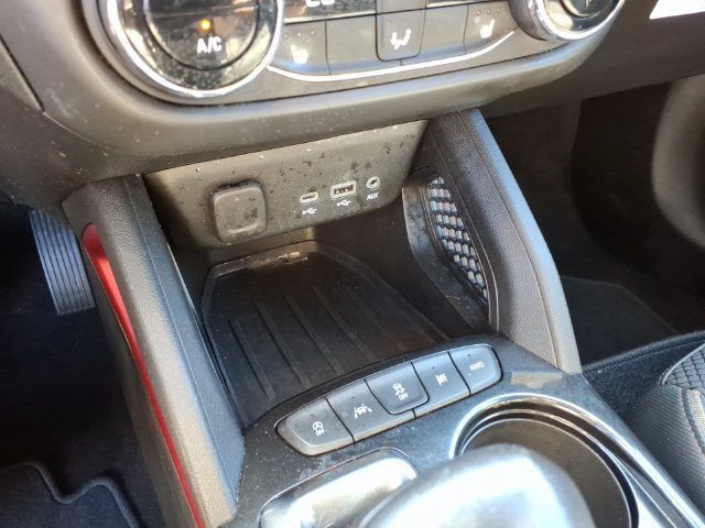 Used 2021 Chevrolet TrailBlazer RS w/ Sun and Liftgate Package AWD/4WD image 29