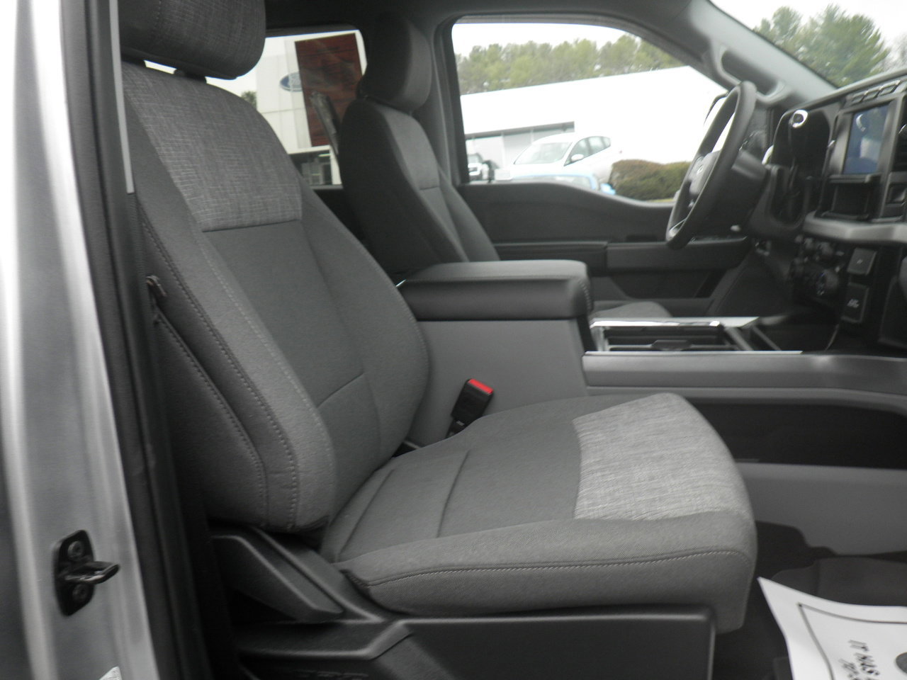 Certified 2024 Ford F350 XLT w/ Tremor Off-Road Package image 29