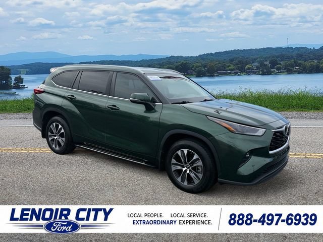 Used 2023 Toyota Highlander XLE