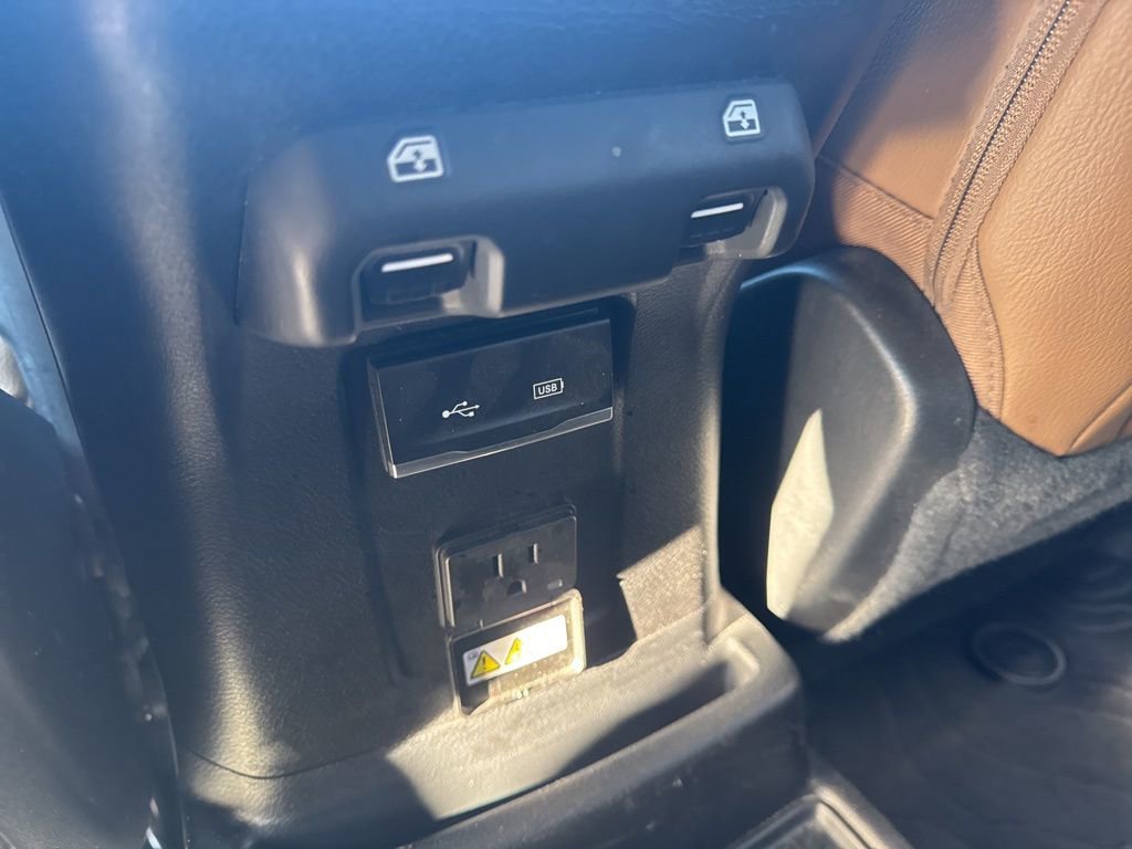 Used 2020 Jeep Wrangler Unlimited Sahara image 31