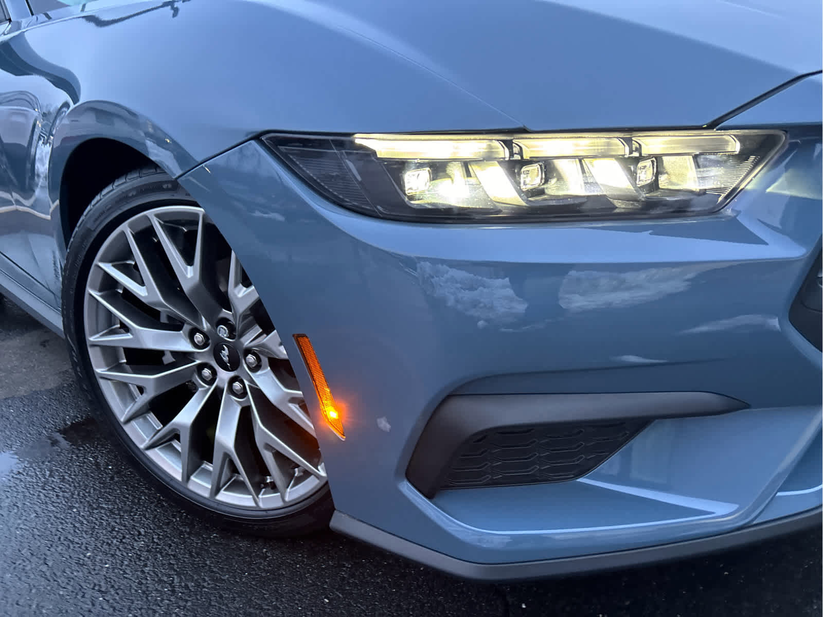 Certified 2025 Ford Mustang Premium image 26