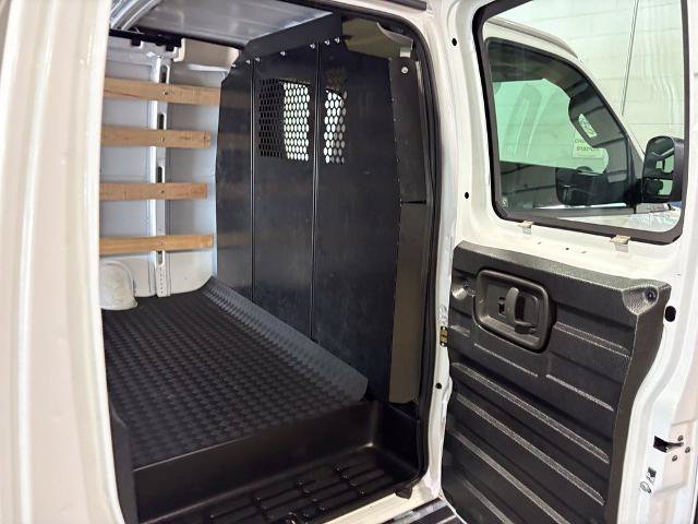 Used 2025 Chevrolet Express 2500 w/ Driver Convenience Package RWD image 29