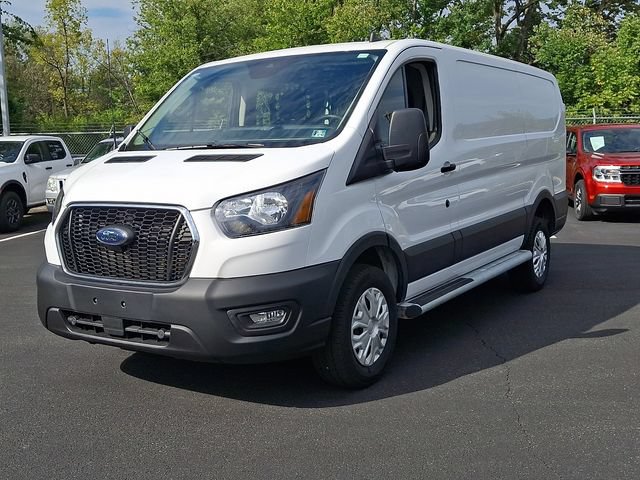 Certified 2025 Ford Transit 250 Low Roof w/ Exterior Upgrade Package RWD image 6