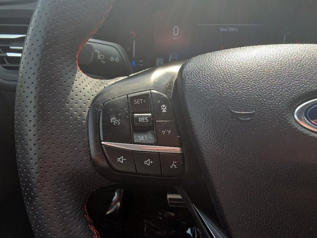 Certified 2023 Ford Escape ST-Line w/ Tech Pack #1 AWD/4WD image 15