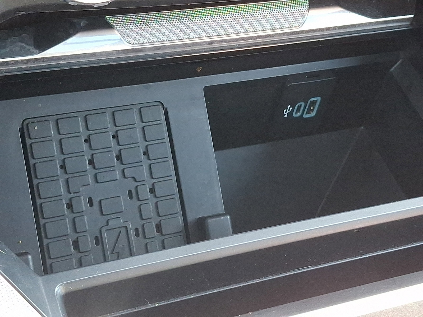 Certified 2024 Ford F450 Platinum w/ FX4 Off-Road Package image 34