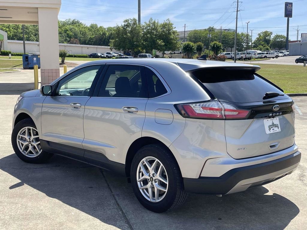Certified 2024 Ford Edge SEL AWD/4WD image 3