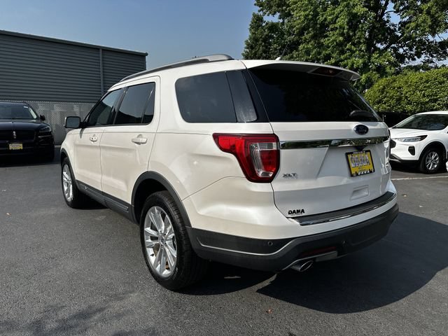 Certified 2018 Ford Explorer XLT w/ Equipment Group 202A AWD/4WD image 7