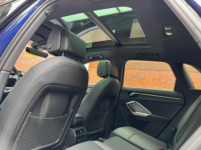 Used 2024 Audi Q3 2.0T Premium image 25