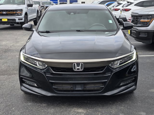 Used 2018 Honda Accord Sport image 8