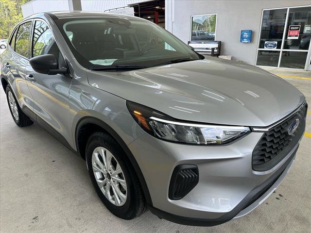 Certified 2023 Ford Escape Active image 3