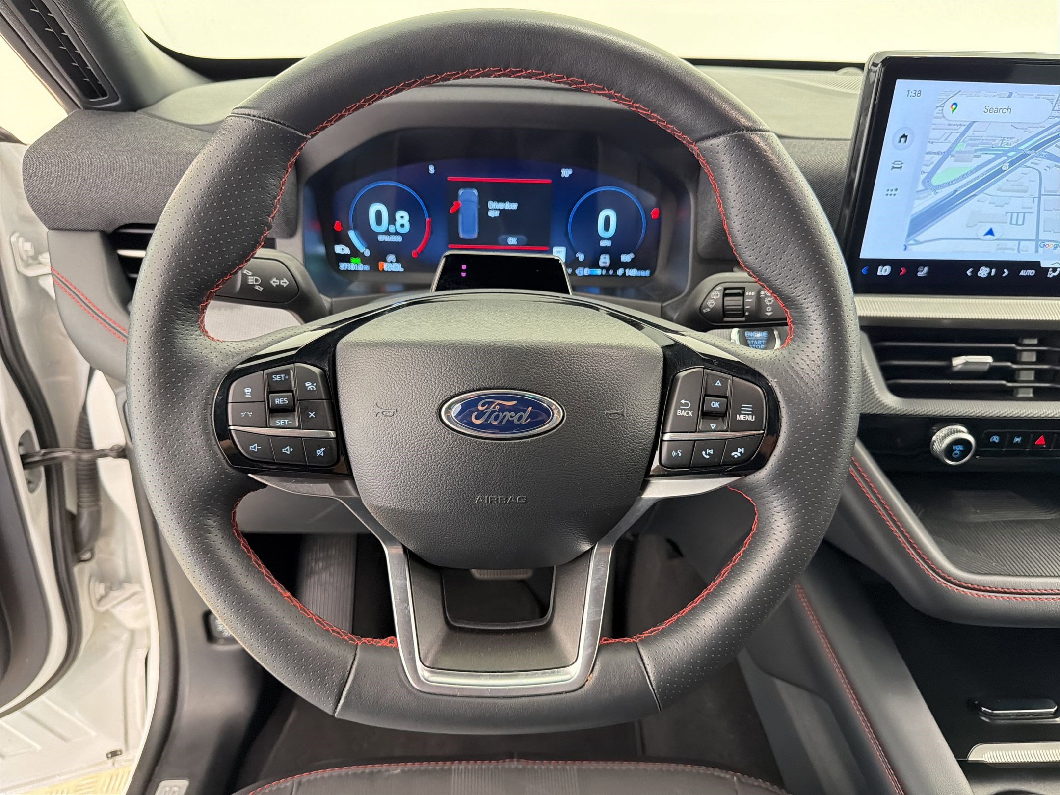 Certified 2025 Ford Explorer ST-Line w/ ST-Line Street Pack image 17