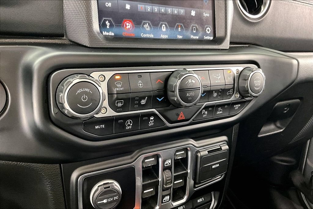 Used 2020 Jeep Gladiator Overland AWD/4WD image 32