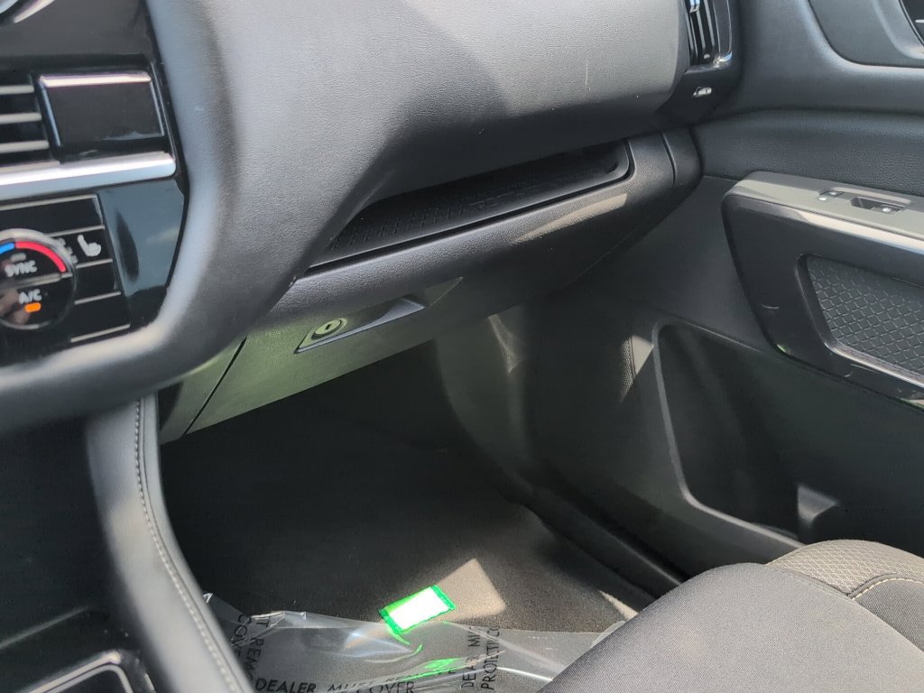 Used 2024 Nissan Pathfinder SV FWD image 23