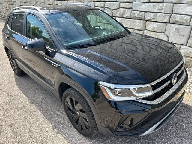 Used 2024 Volkswagen Taos SEL AWD/4WD image 7
