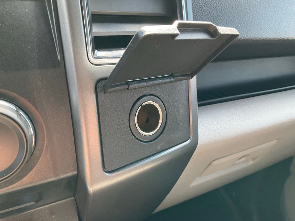 Certified 2018 Ford F150 XLT image 8