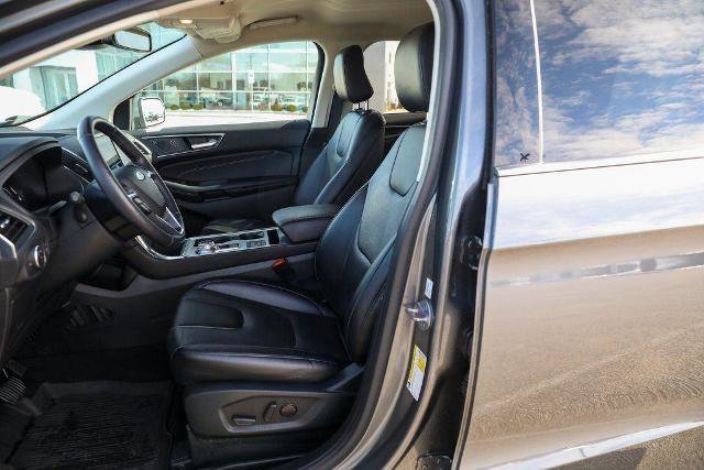 Certified 2022 Ford Edge Titanium image 18
