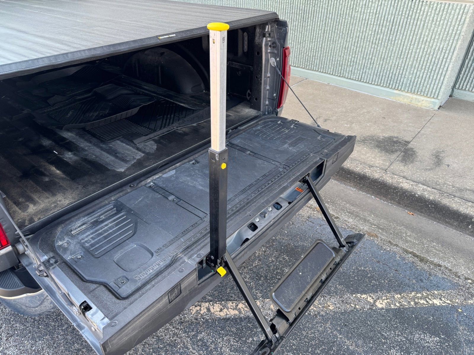 Certified 2024 Ford F150 XLT w/ Equipment Group 302A MID image 16