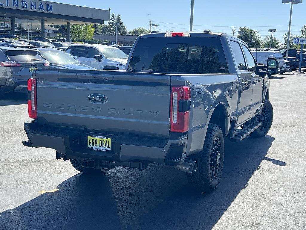 Certified 2023 Ford F350 Platinum w/ FX4 Off-Road Package AWD/4WD image 6