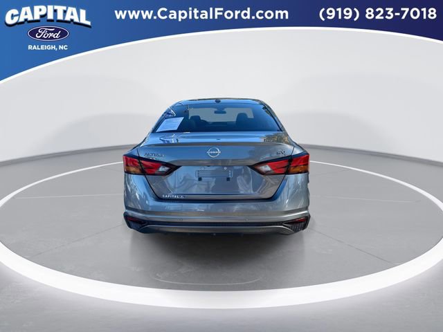Used 2024 Nissan Altima 2.5 SV image 5