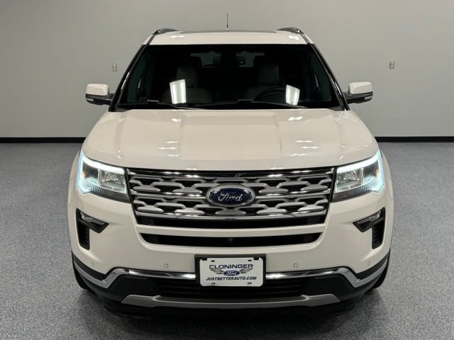 Certified 2018 Ford Explorer Limited w/ Equipment Group 301A FWD image 4