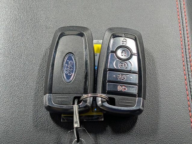 Certified 2025 Ford Explorer ST-Line AWD/4WD image 24