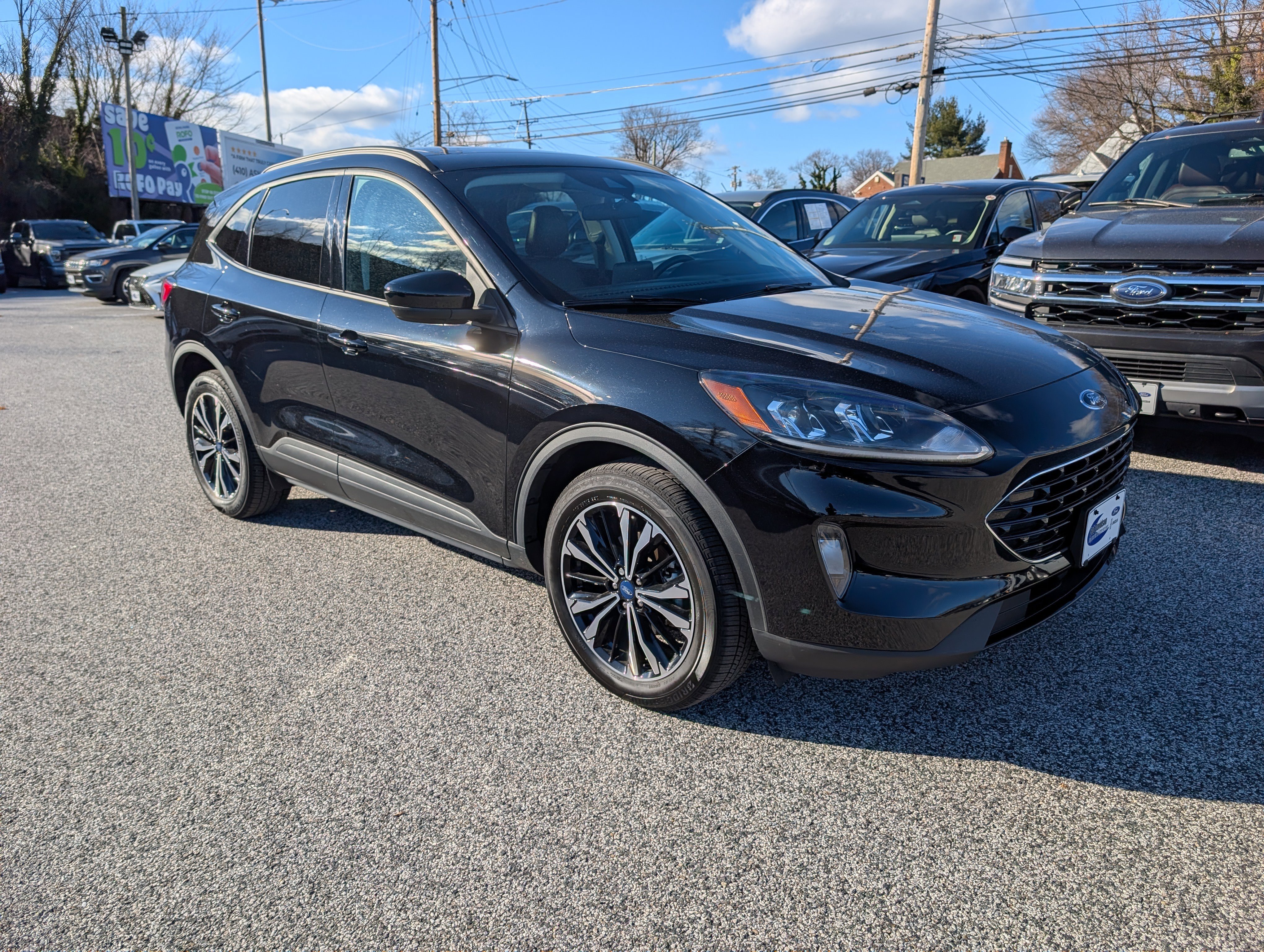 Certified 2022 Ford Escape SEL w/ SEL Stealth AWD Package image 9