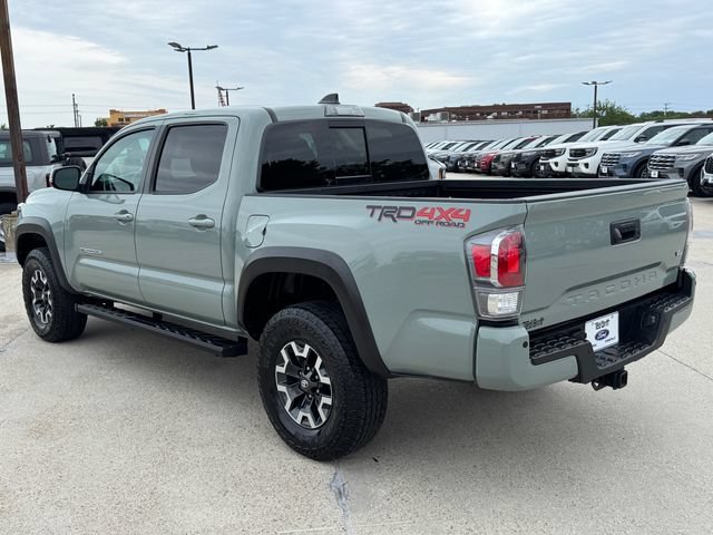 Used 2022 Toyota Tacoma TRD Off-Road w/ Technology Package AWD/4WD image 12